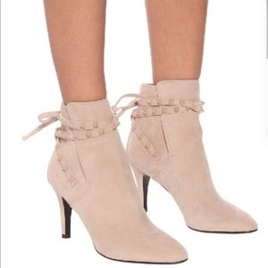 NWT $1275 Valentino Rockstud Flair Suede Ankle Boots